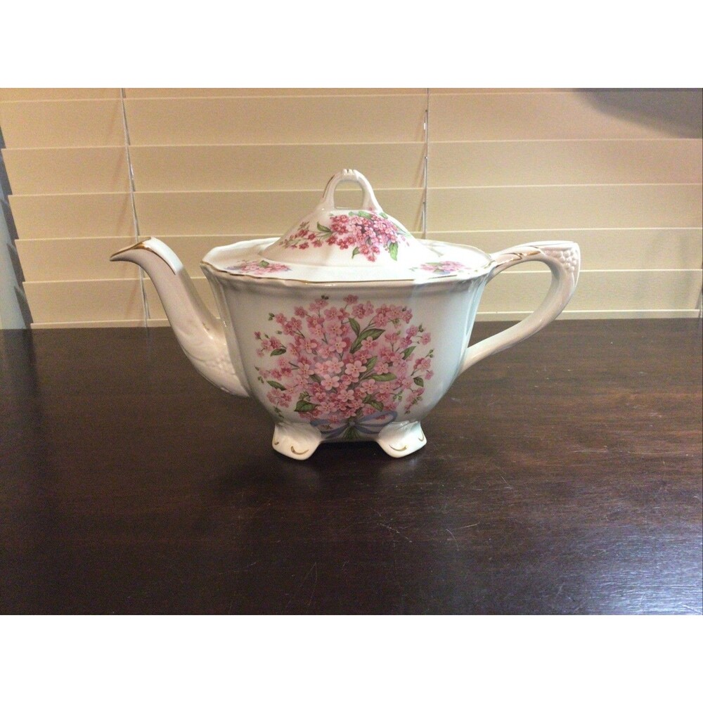 Crown Dorset Pink Forget-Me-Not Teapot, 4 1/4", with Lid  (G30)